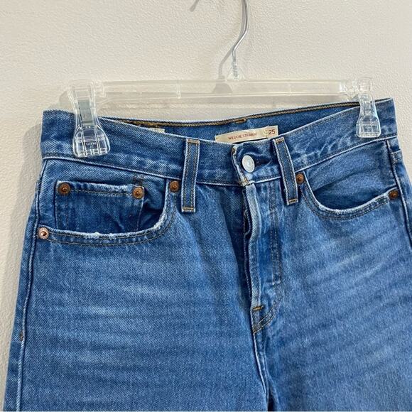 Levi’s Wedgie Straight Blue High Rise Vintage Look Jeans Size 25 - Picture 3 of 14